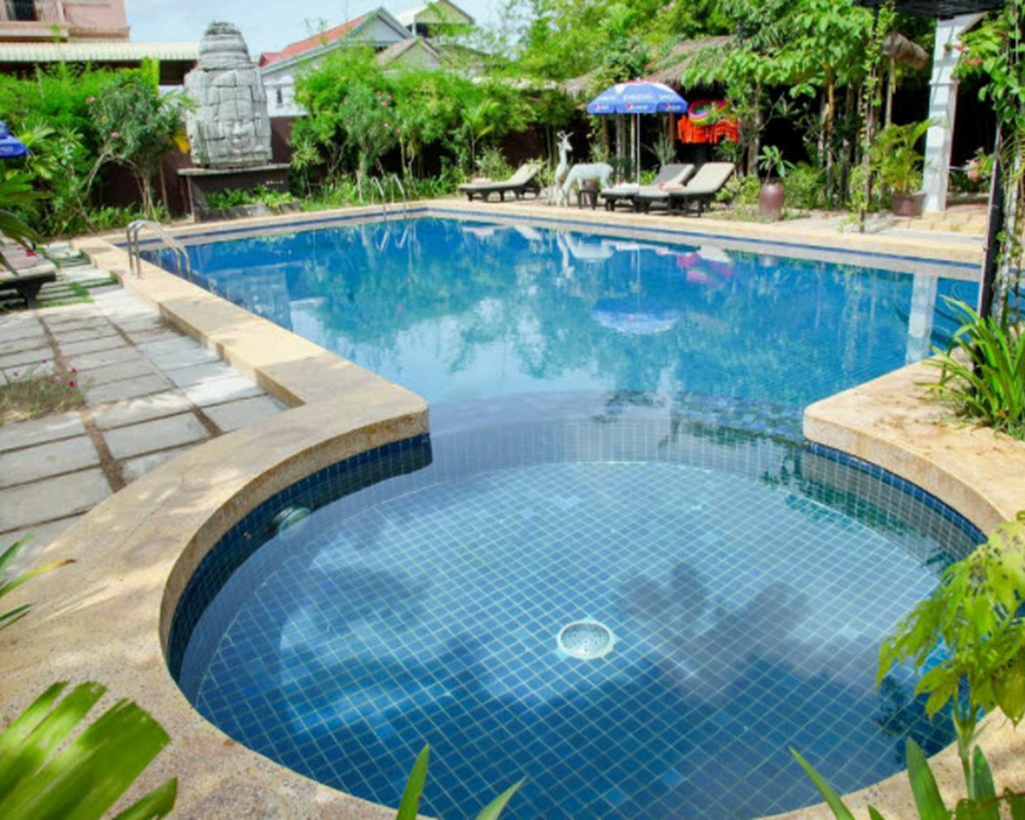 Lotus Lodge Σιέμ Ρέαπ Εξωτερικό φωτογραφία