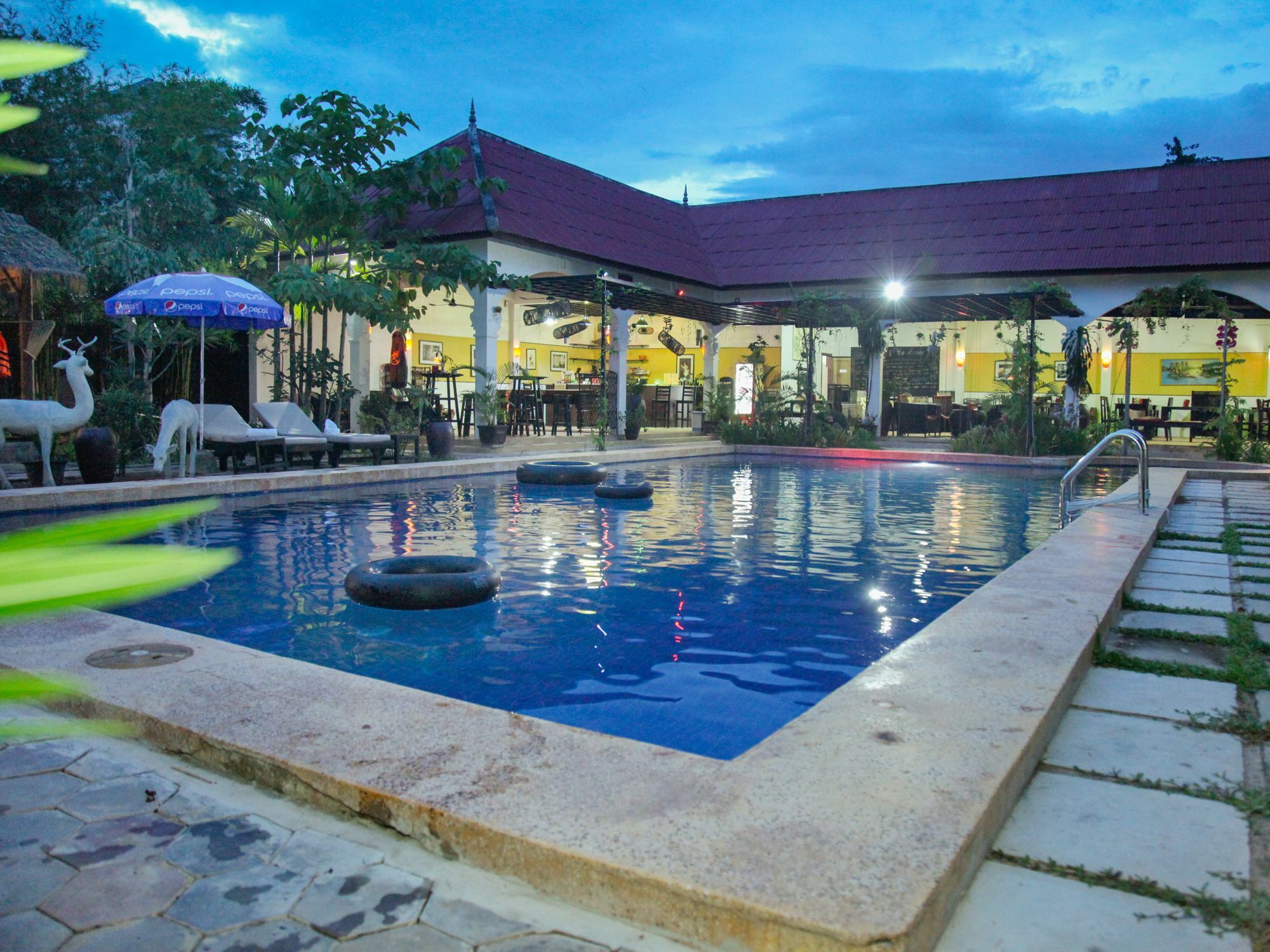 Lotus Lodge Σιέμ Ρέαπ Εξωτερικό φωτογραφία